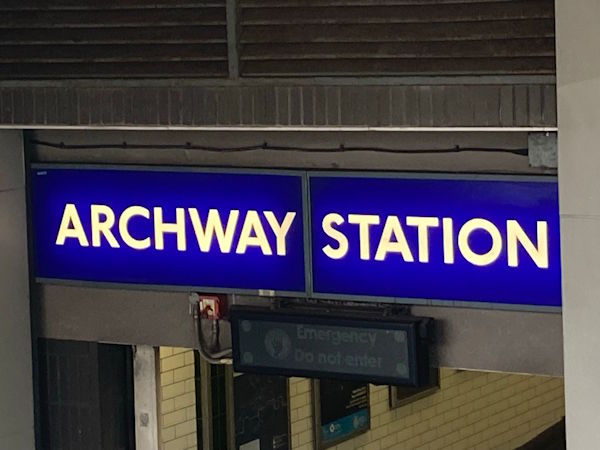 Archway station