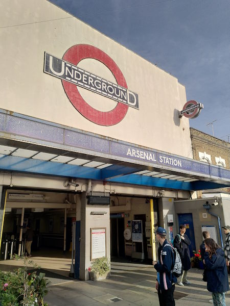 Arsenal station