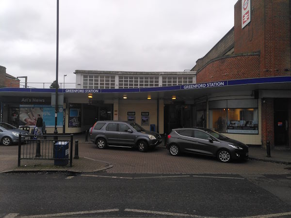 Greenford station