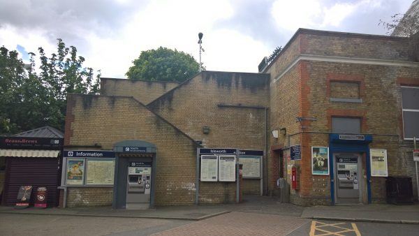 Isleworth station