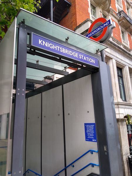 Knightsbridge station