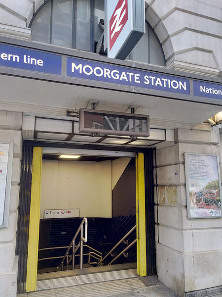 Moorgate station