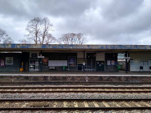 Oxford station