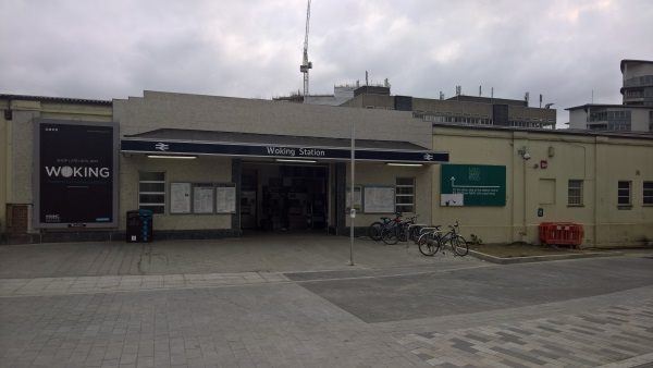 Woking station